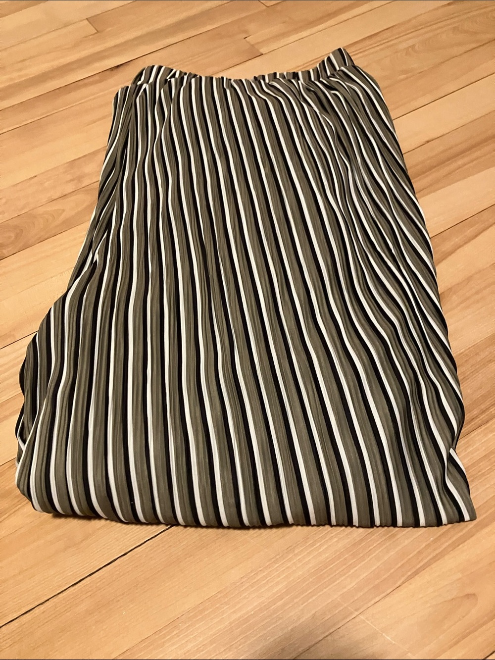 Junarose Black, Olive and White Vertical Stripe Pants NWT XXXL